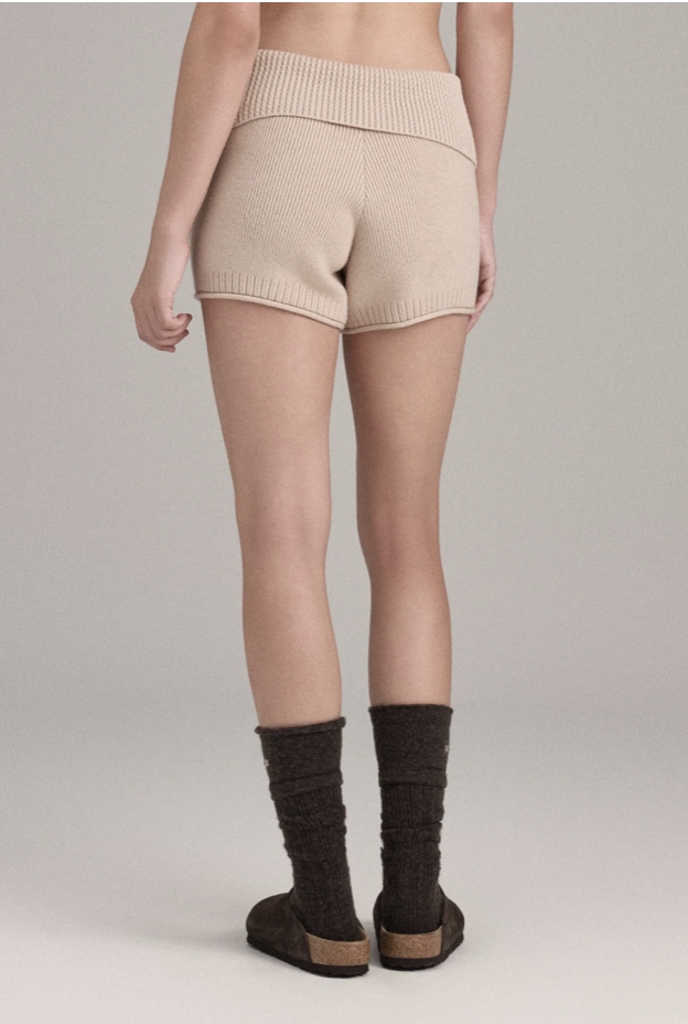 KP255 ROLL-UP WAIST KNIT SHORTS BEIGE SOLID サイズ: SS