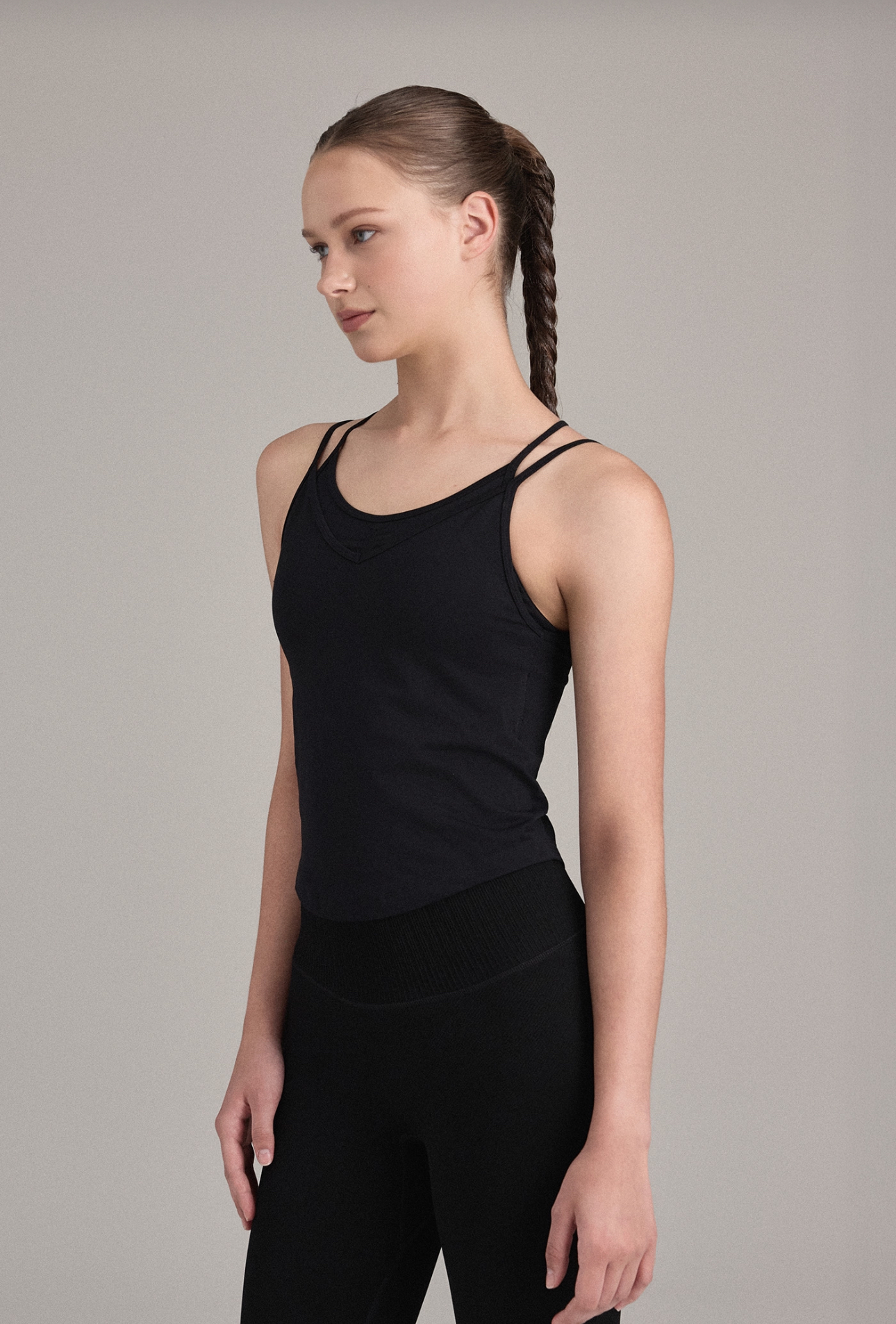 TT059 MOVE TANK BLACK SOLID サイズ: S/M
