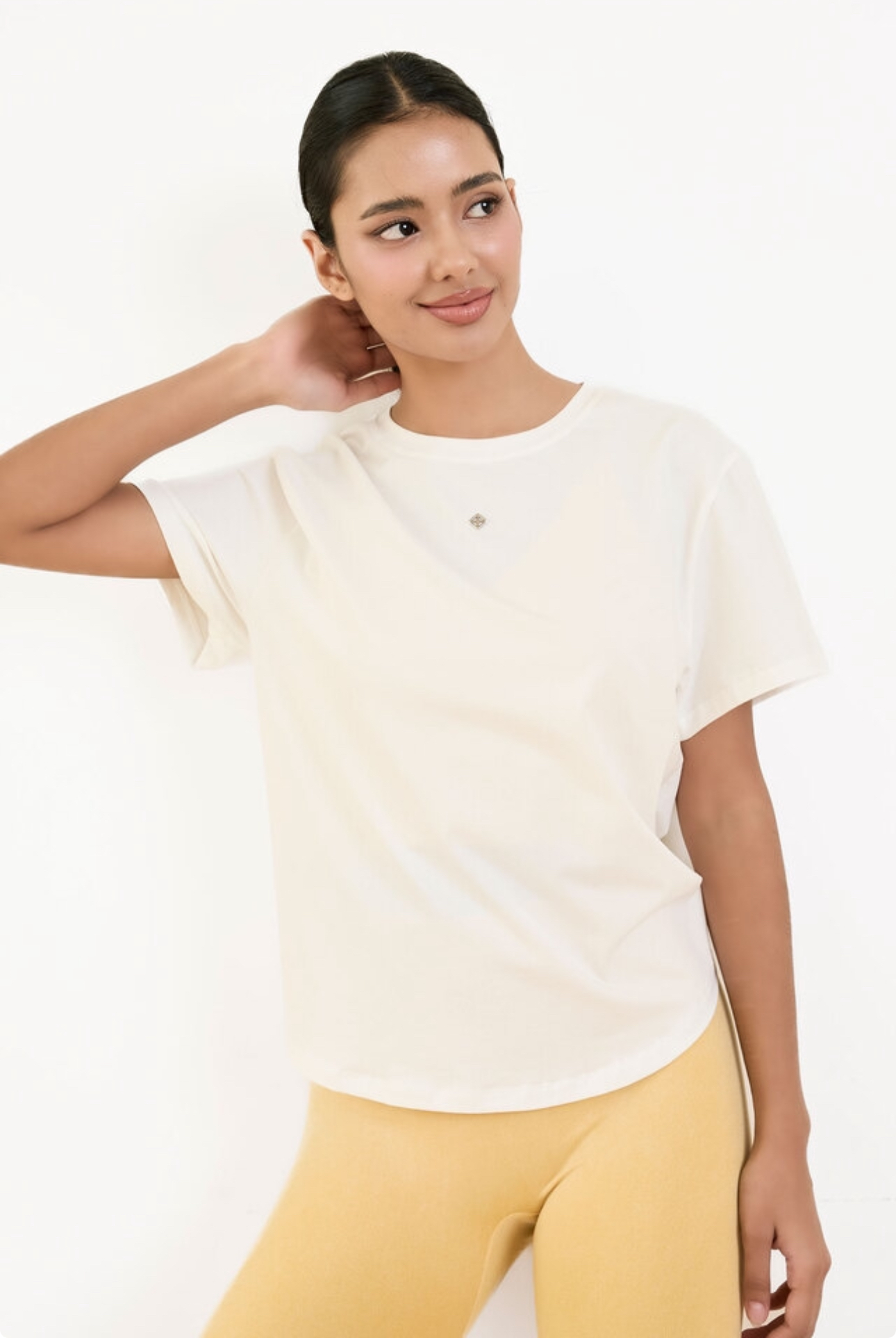 TS206 CUTOUT TWOWAY T-SHIRT IVORY サイズ: ONESIZE