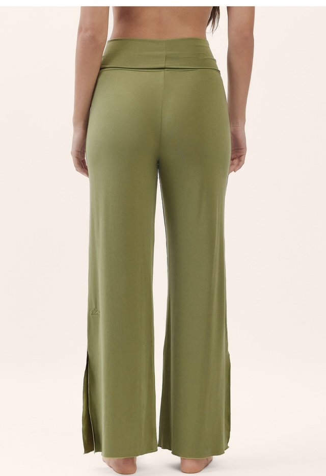 PJ485 RELAX PANTS OLIVE SOLID サイズ: SS
