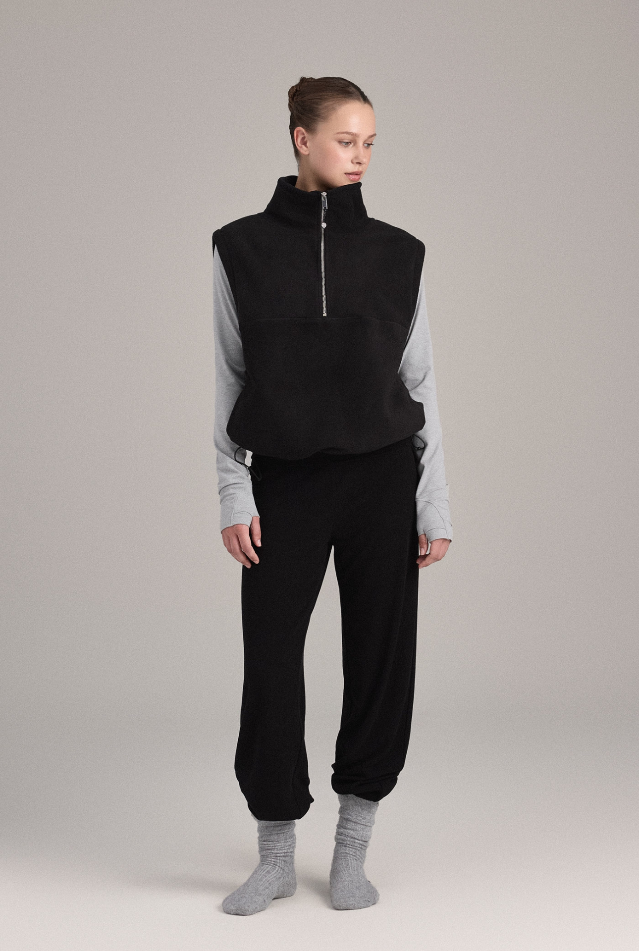 OV354 FLEECE VEST LAVENDER BLACK SOLID サイズ: F