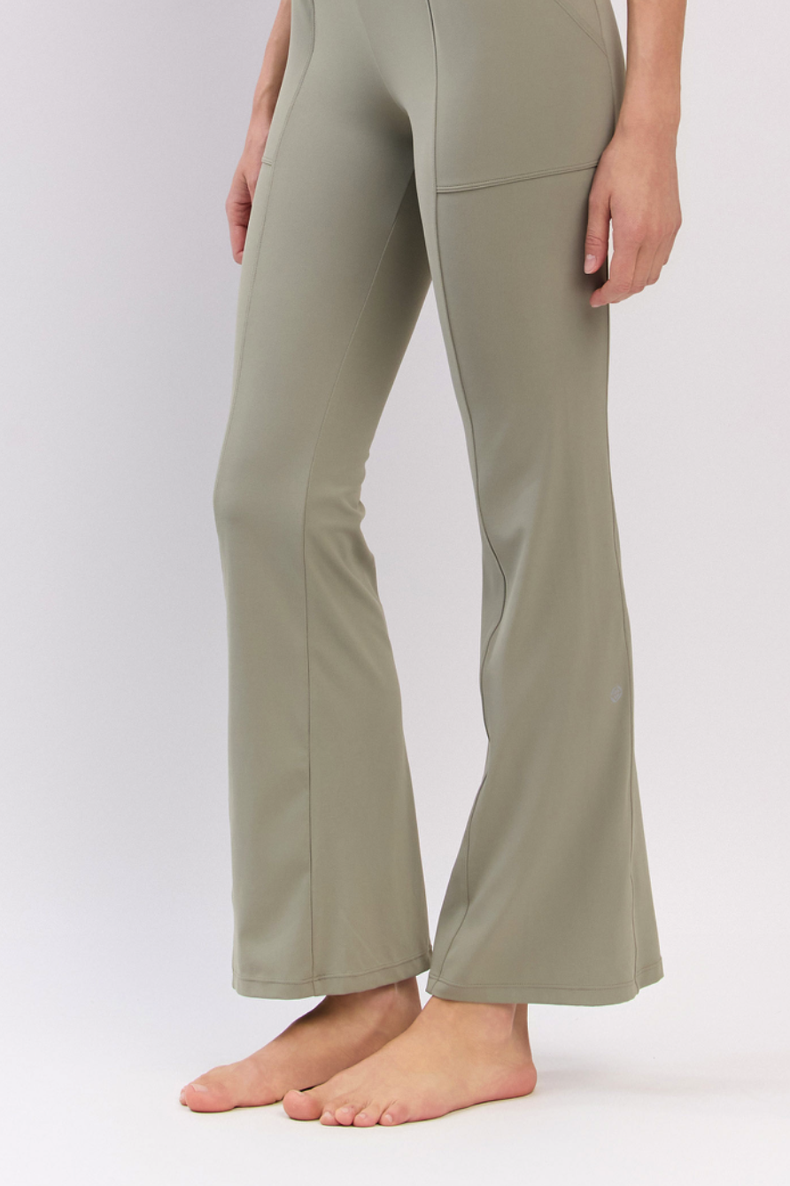 PL408 SLIT BOOT-CUT PANTS GRAY サイズ: S/M