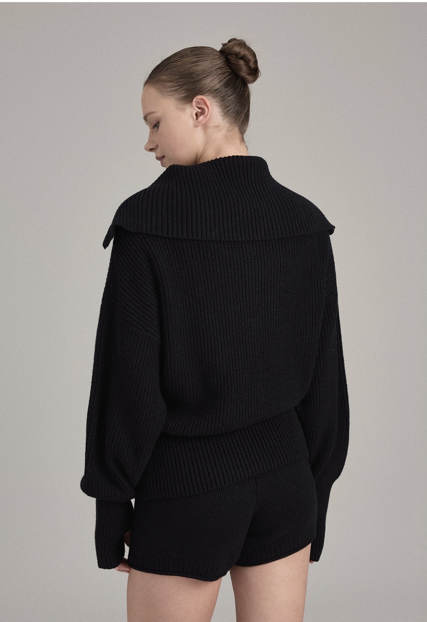 KC001 HIGH-NECK KNIT ZIP-UP BLACK SOLID サイズ: F