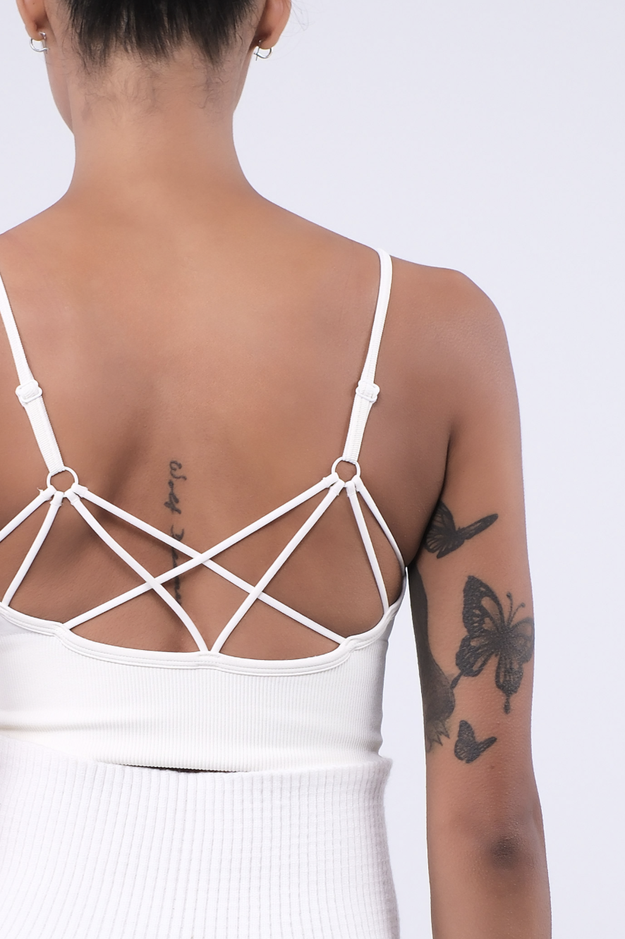 TB002 SEAMLESS BRATOP IVORY サイズ: S/M