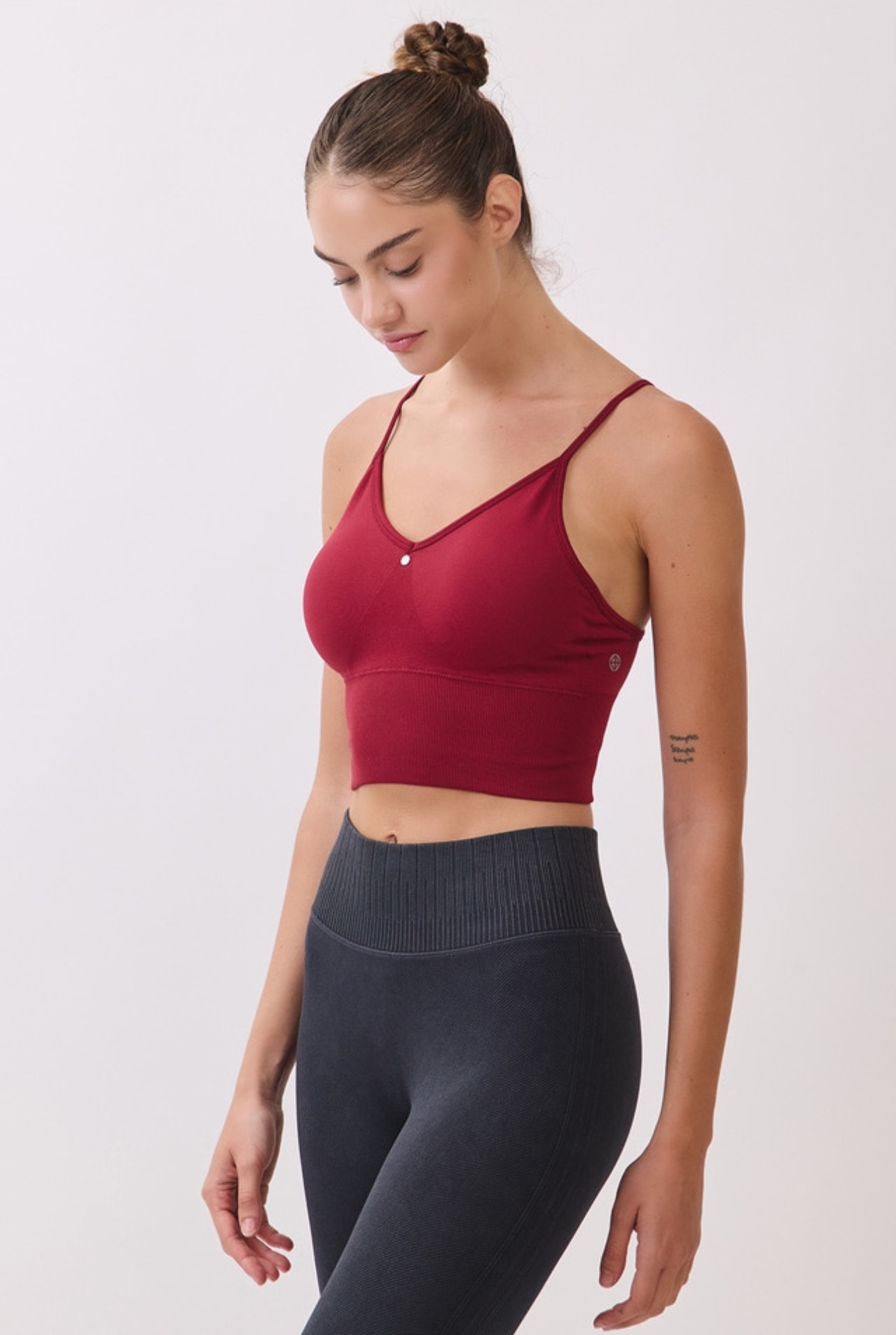 JK01 SIGNATURE BRATOP BURGUNDY サイズ: XS