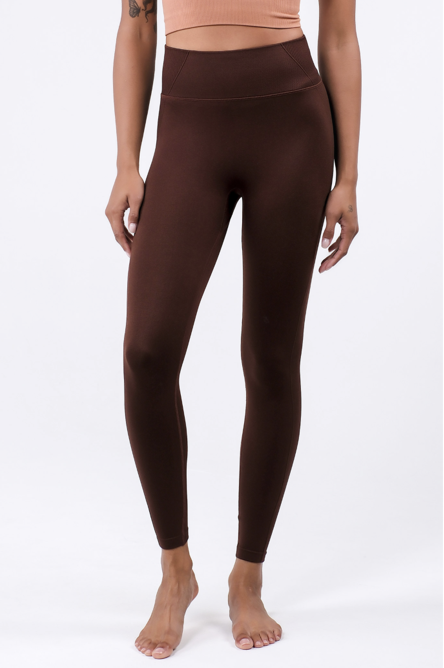 PL411 SEAMLESS LEGGINGS BROWN サイズ: S/M