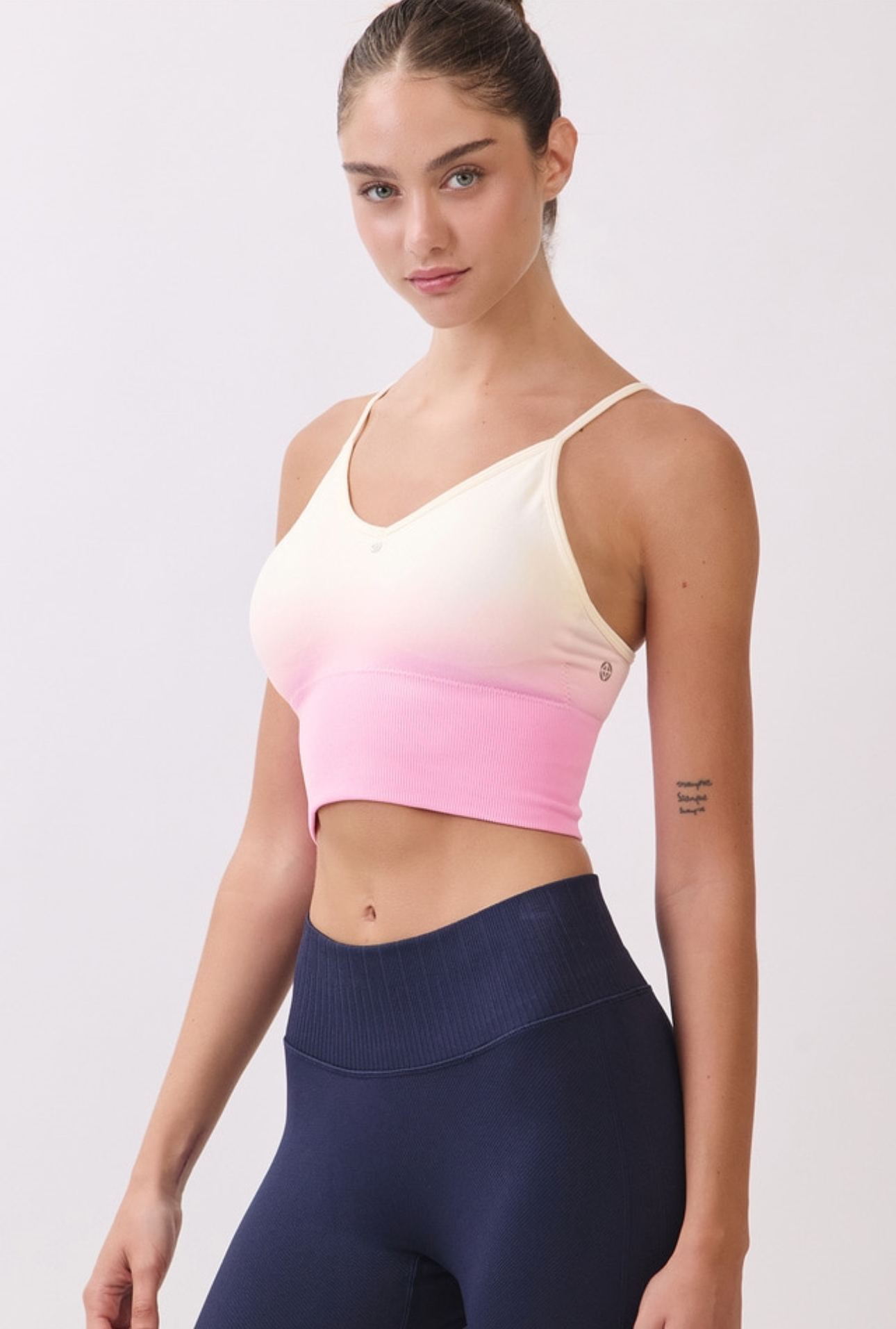 JK01 SIGNATURE BRATOP PINK GRADATION サイズ: XS