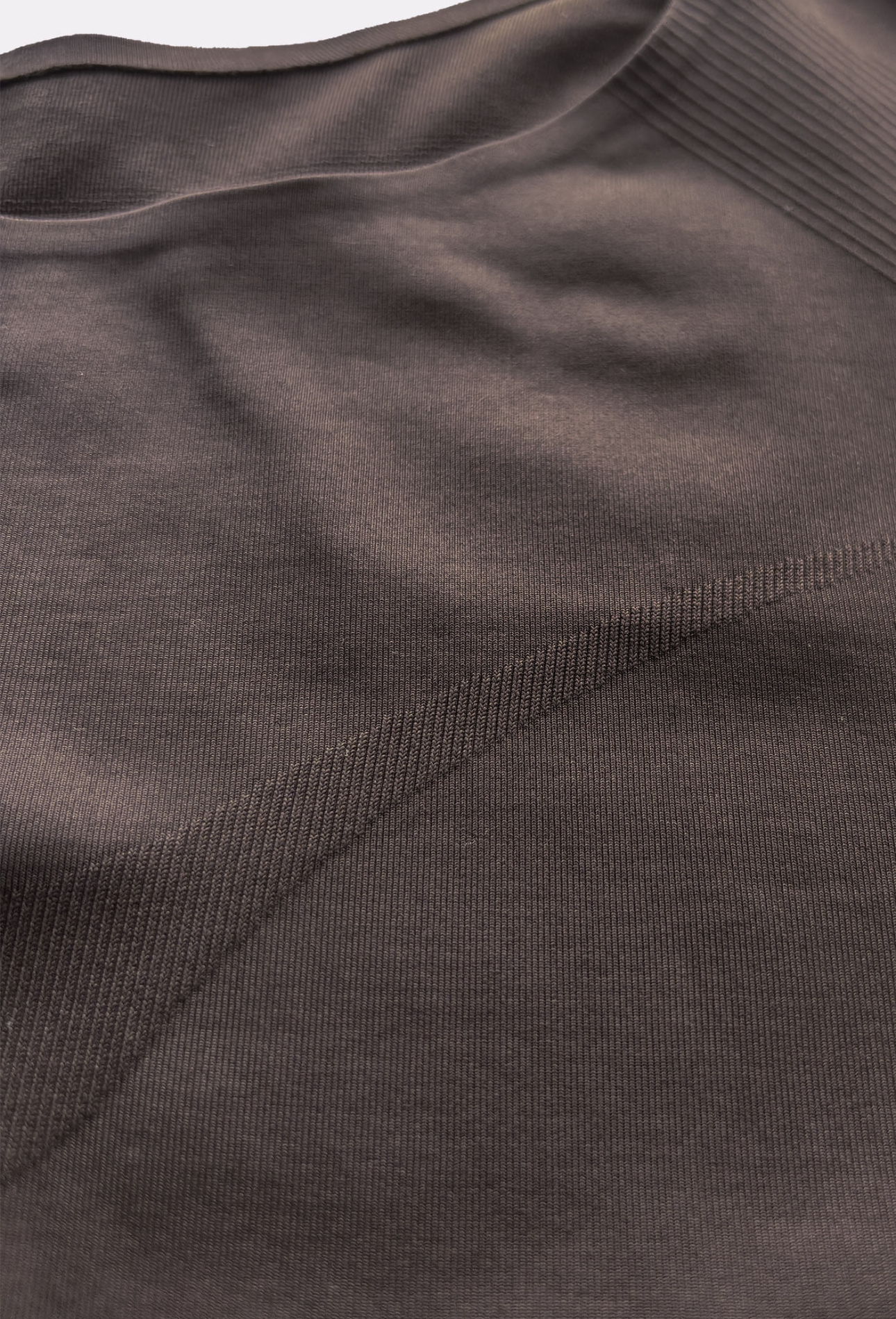 TL062 CONTOUR LONG TOP BROWN SOLID サイズ: S/M