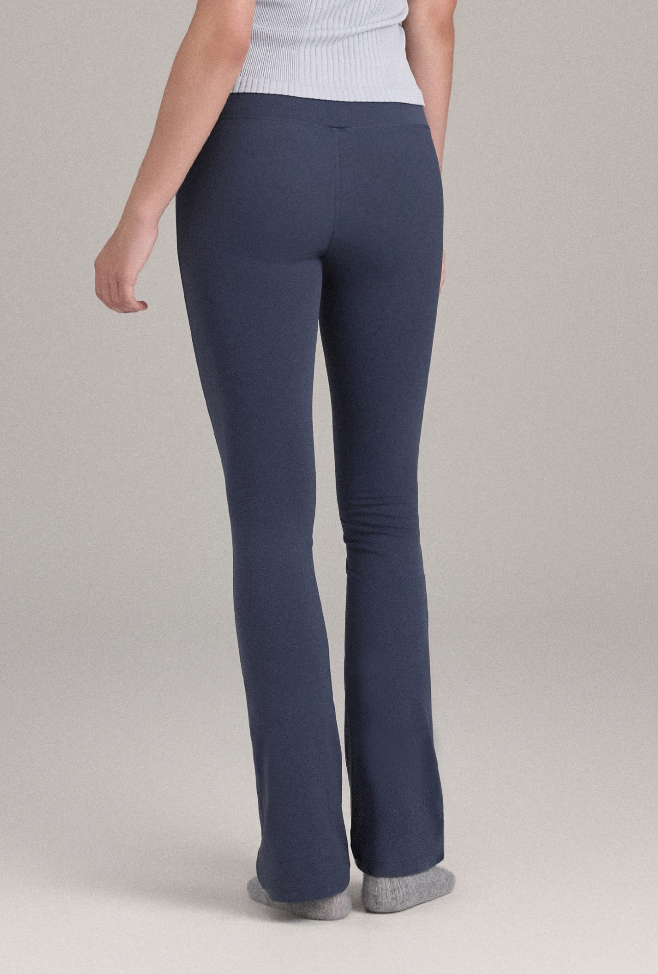 PL416 JERSEY FLARE-FIT LEGGINGS(LONG) D.GRAYSOLID サイズ: S/M