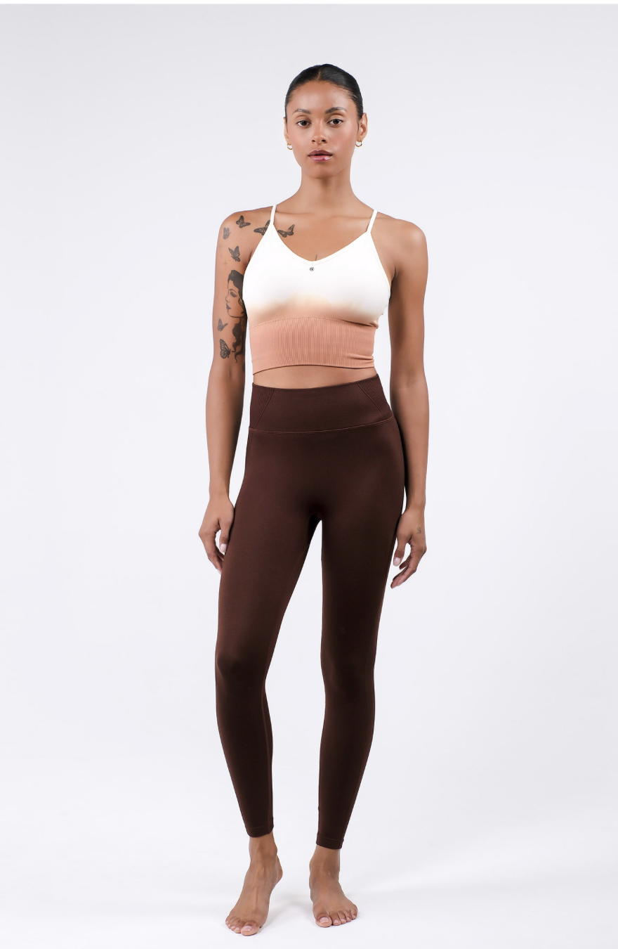 PL411 SEAMLESS LEGGINGS BROWN サイズ: S/M