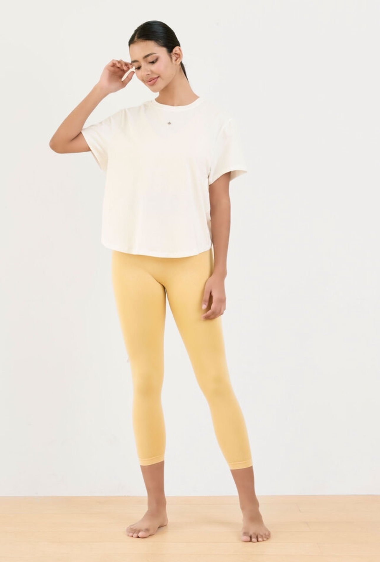 TS206 CUTOUT TWOWAY T-SHIRT IVORY サイズ: ONESIZE