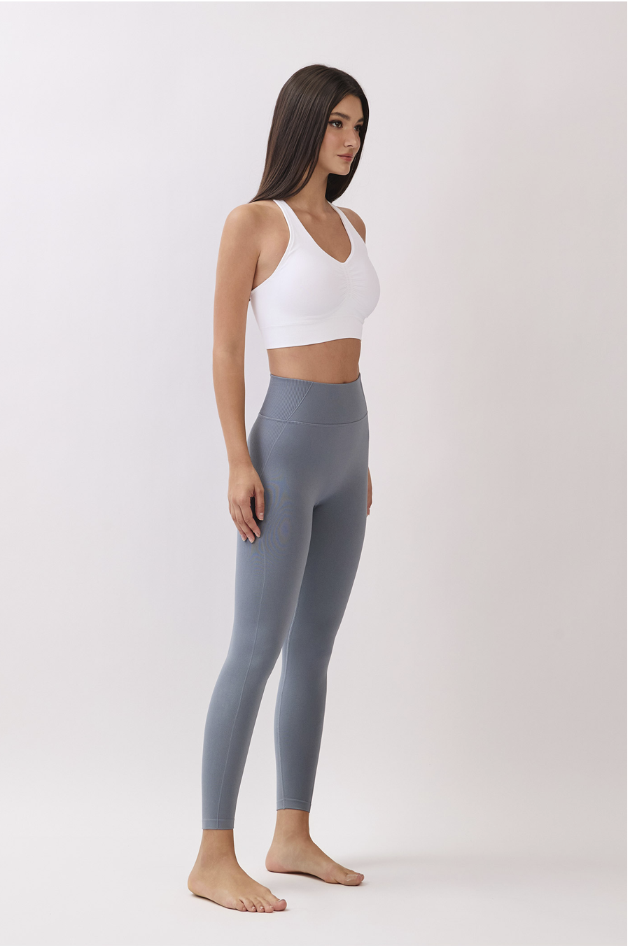 TB041 SEAMLESS BRATOP WHITE サイズ: S/M