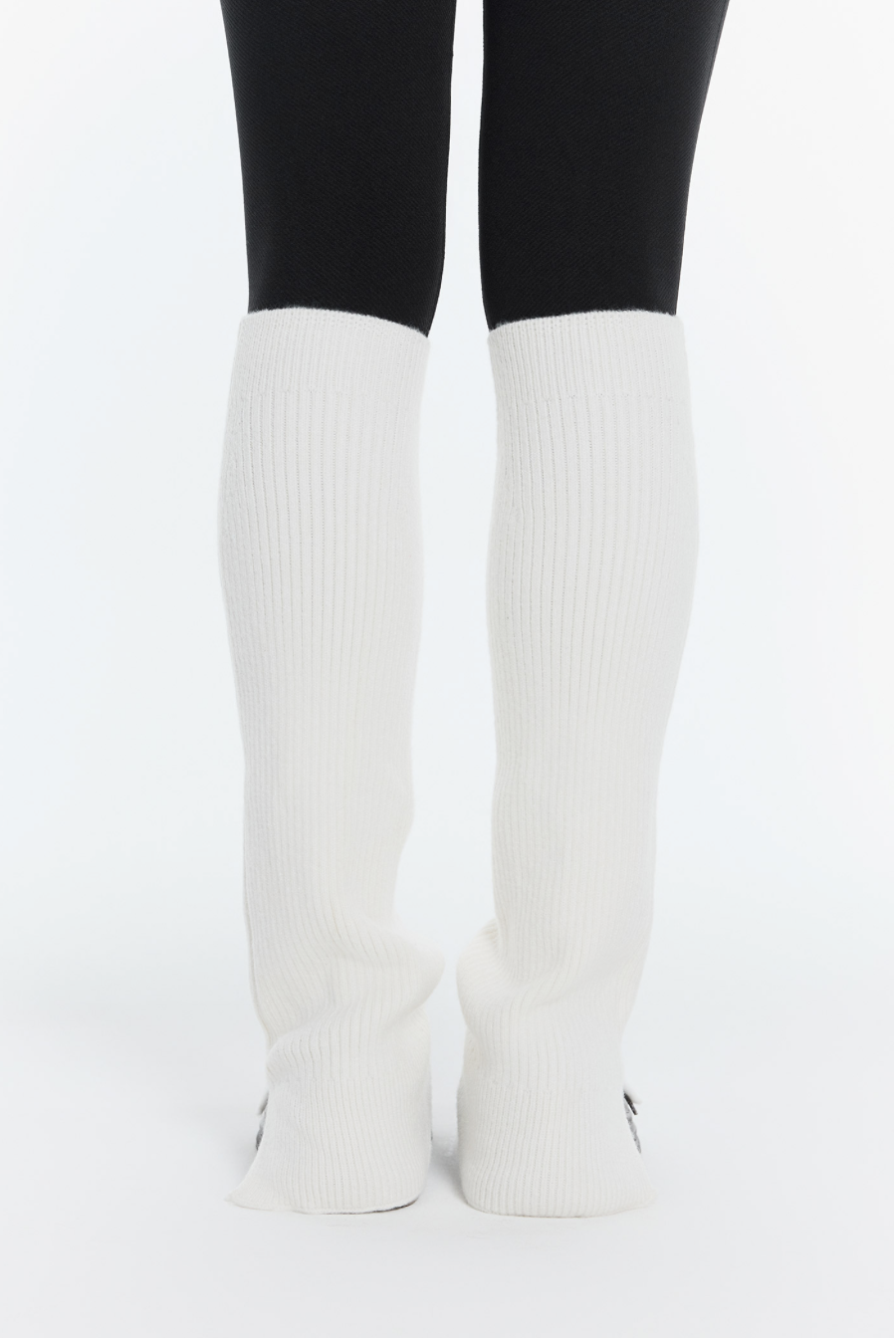AZ588 KNIT LEG WARMER IVORY サイズ: F