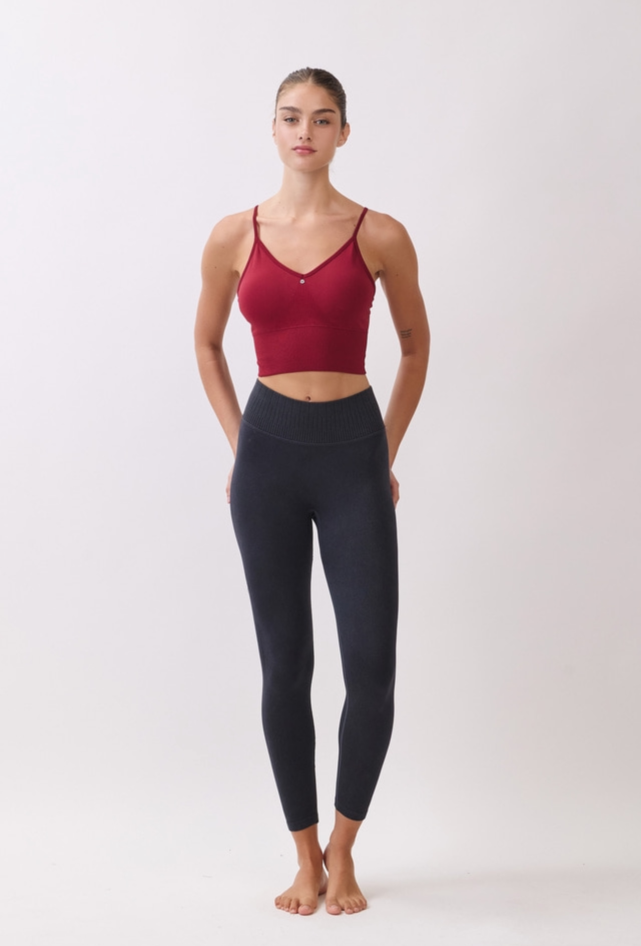 JK01 SIGNATURE BRATOP BURGUNDY サイズ: XS