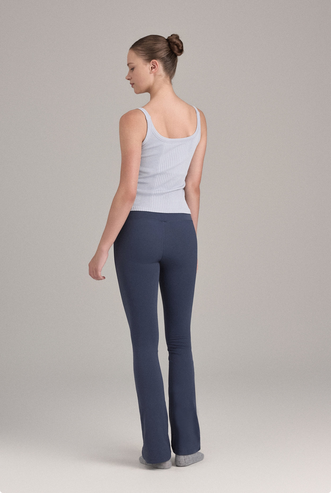 PL416 JERSEY FLARE-FIT LEGGINGS(LONG) D.GRAYSOLID サイズ: S/M