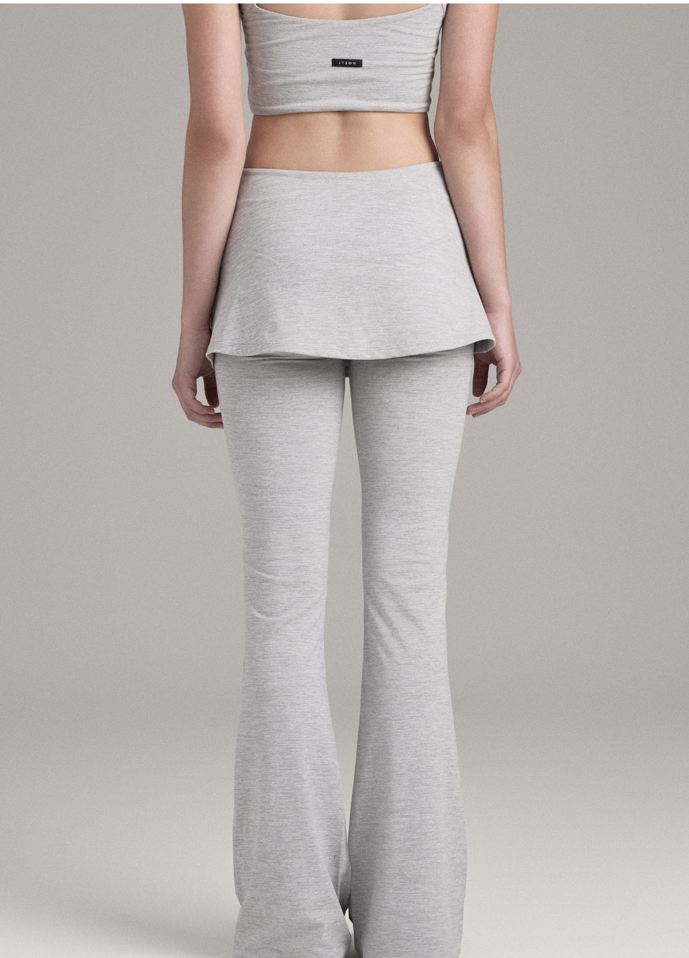 PL452 MOTION WRAP 9 LEGGINGS M.GRAY SOLID サイズ: SS