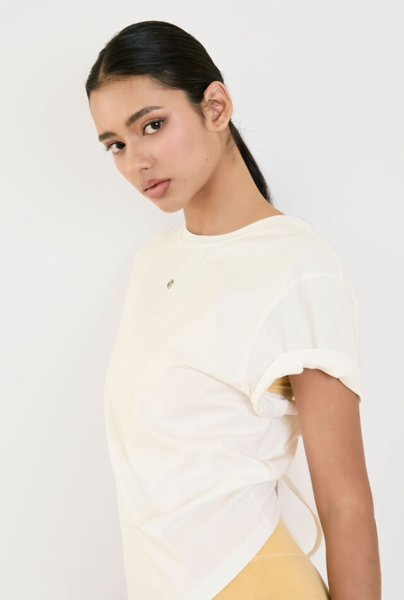 TS206 CUTOUT TWOWAY T-SHIRT IVORY サイズ: ONESIZE