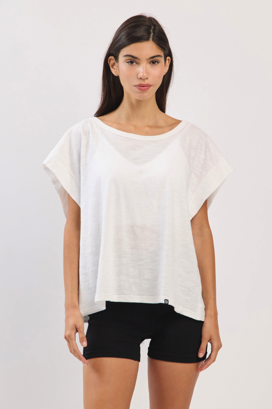 TS109 COVER-UP SLEEVELESS WHITE サイズ: ONESIZE