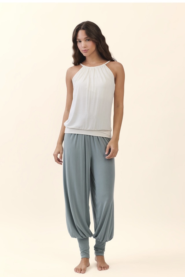 TT032 RELAX HALTER TANKTOP IVORY SOLID サイズ: SS