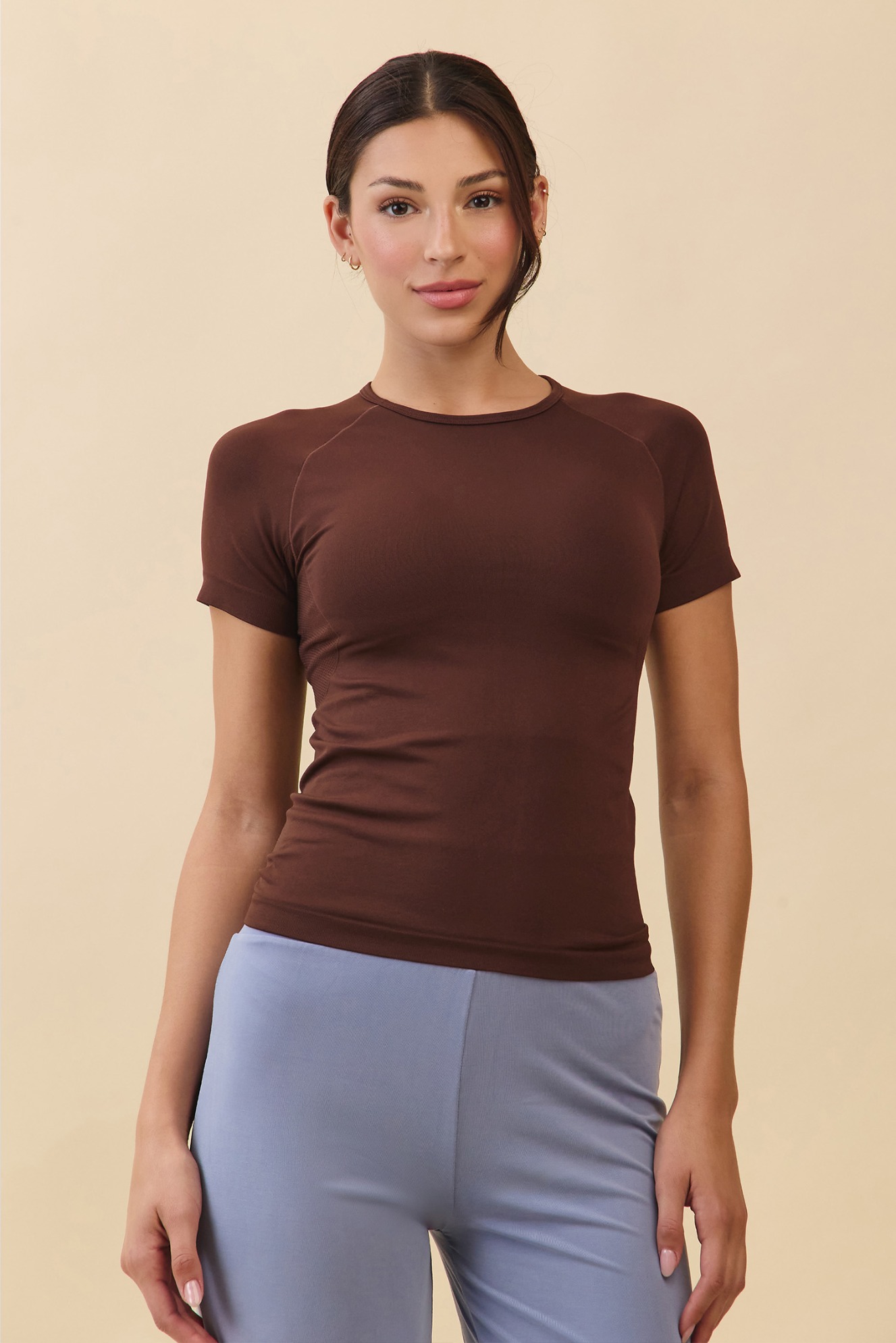 TS133 ALL-DAY SHORT TEE BROWN SOLID