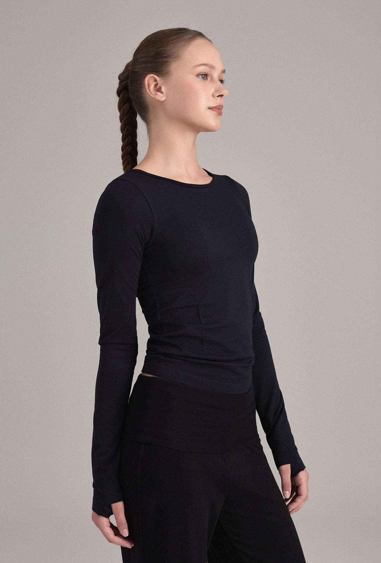 TL055 X-BACK PADDED TOP BLACK SOLID サイズ: S/M