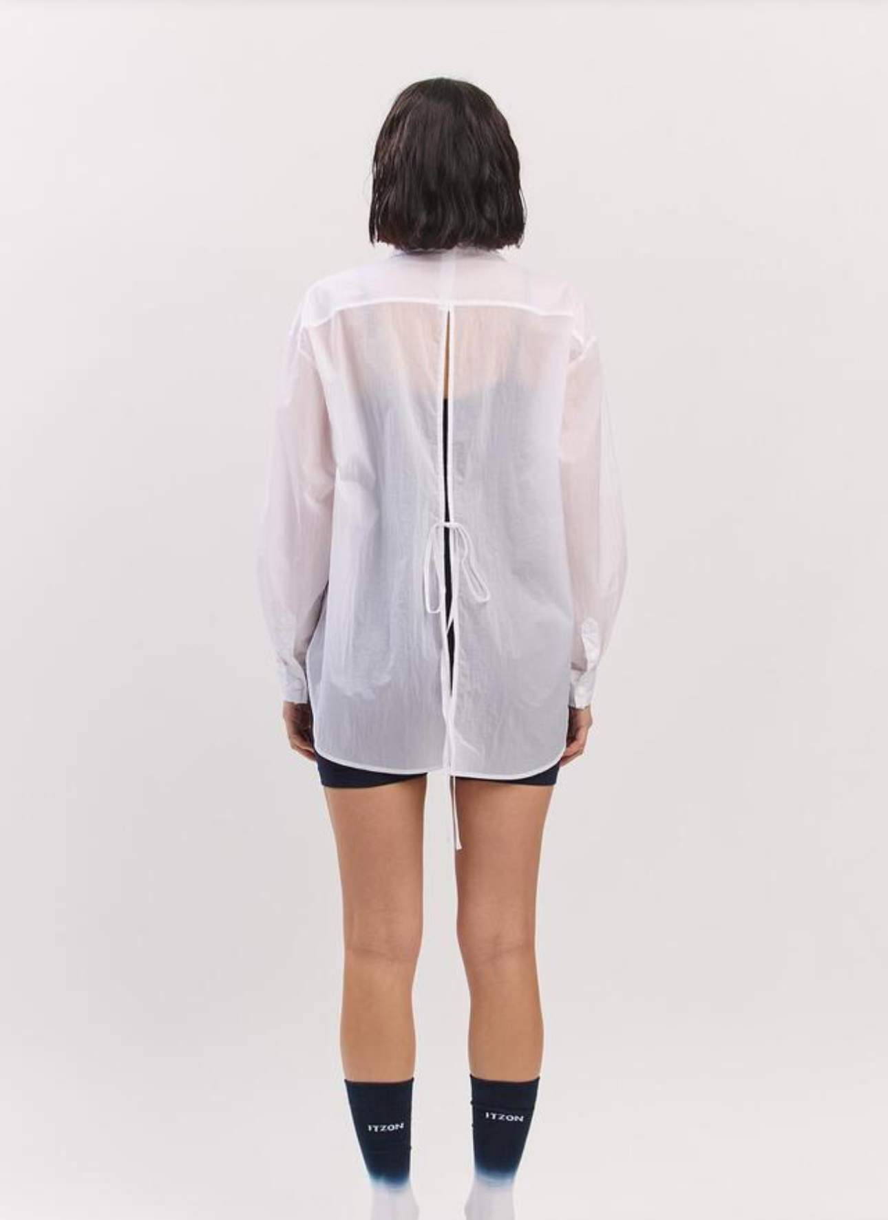 ST181 BACK SLIT SHIRT WHITE サイズ: ONESIZE