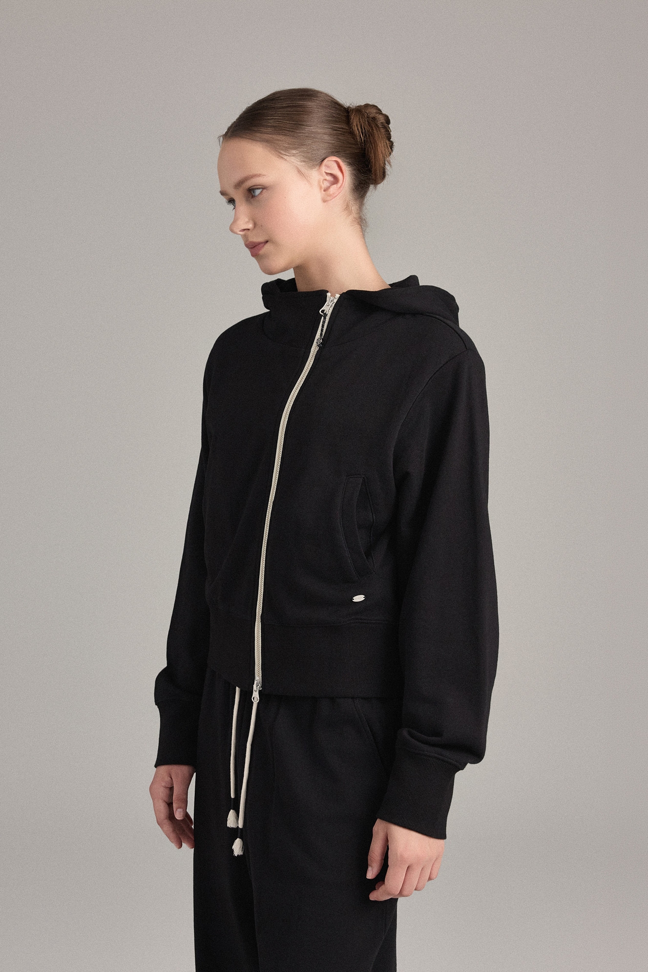 OZ355 HOODED ZIP-UP JAKET BLACK SOLID サイズ: SS