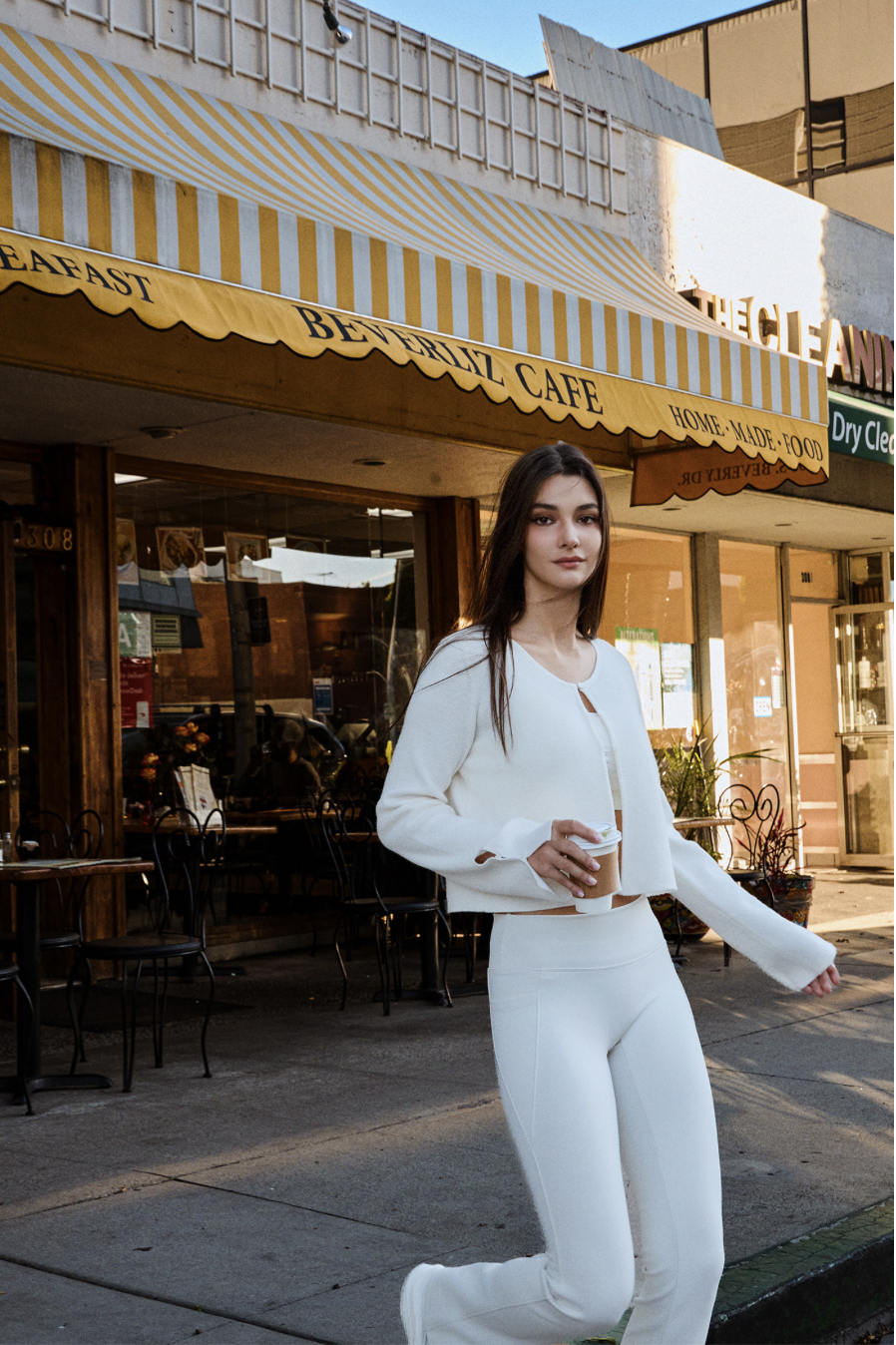 PL415 FLARE-FIT LEGGINGS IVORY サイズ: S/M