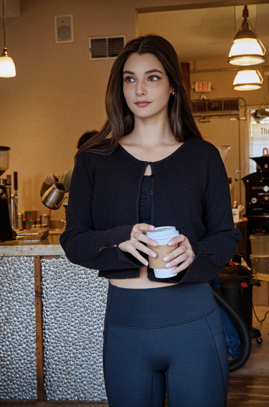 SC244 STRAP CARDIGAN BLACK サイズ: F