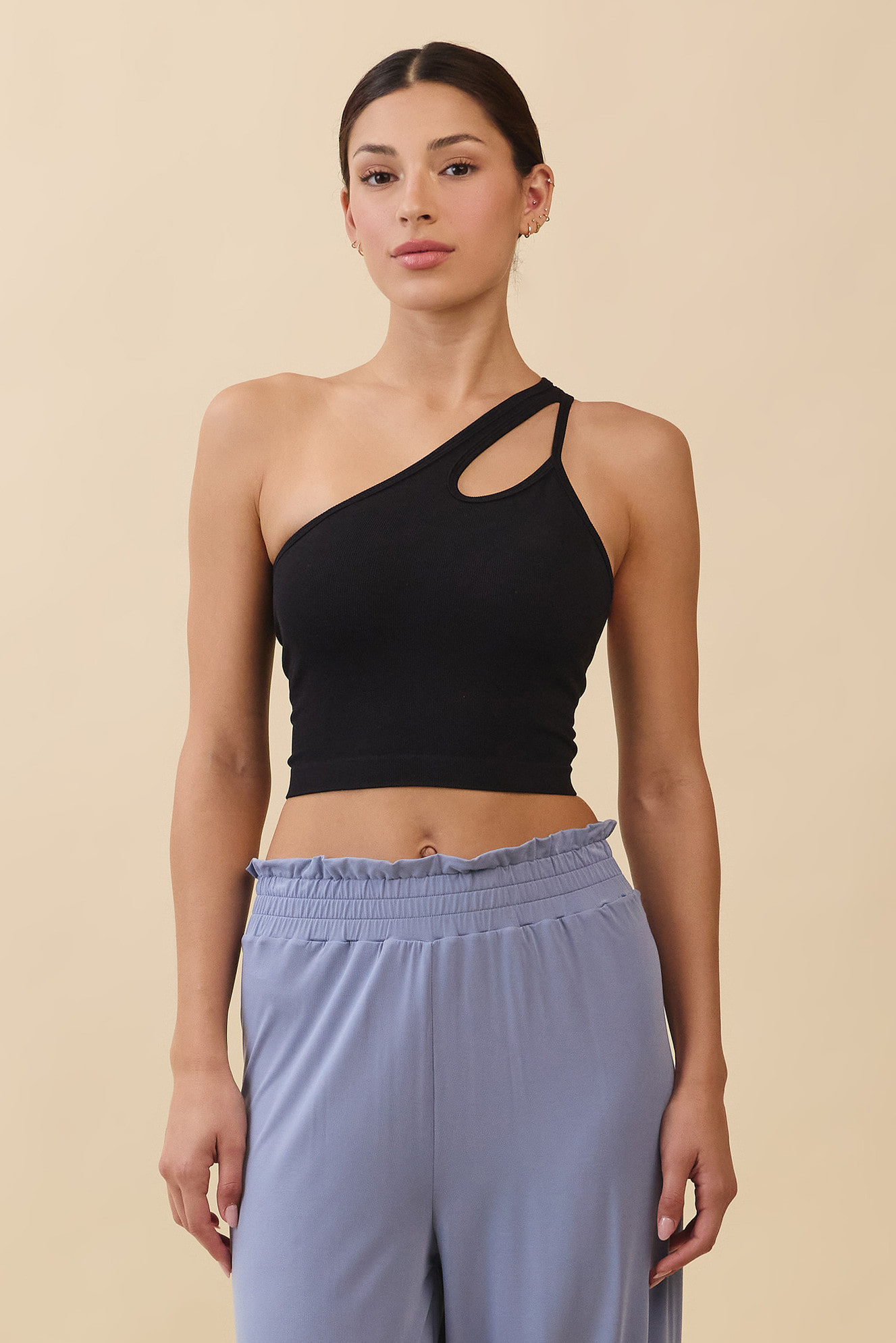 TT044 CONTOUR ONE-SHOULDER TANKTOP BLACK SOLID サイズ: S/M