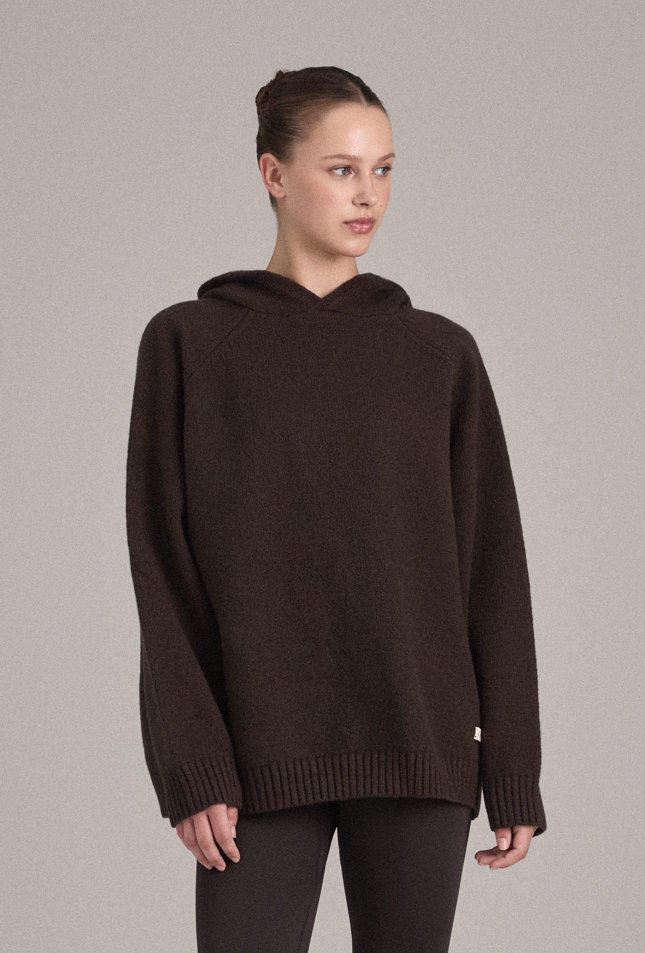 KL256 OVERSIZED KNIT HOODIE BROWN SOLID