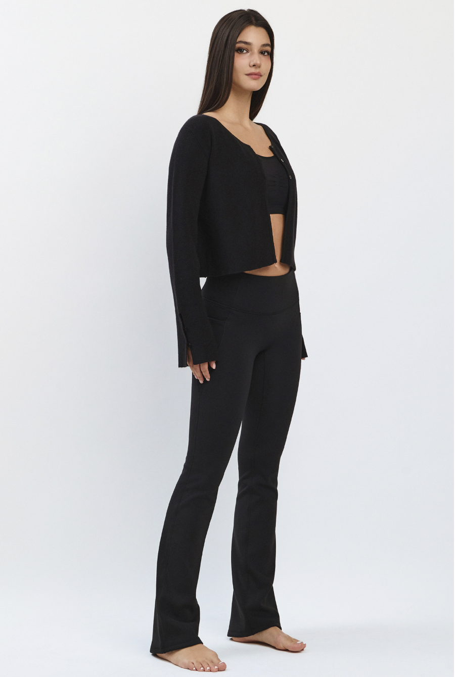 PL415 FLARE-FIT LEGGINGS BLACK サイズ: S/M