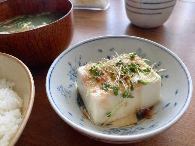 ブロッコリースプラウトの食べ方例：お豆腐