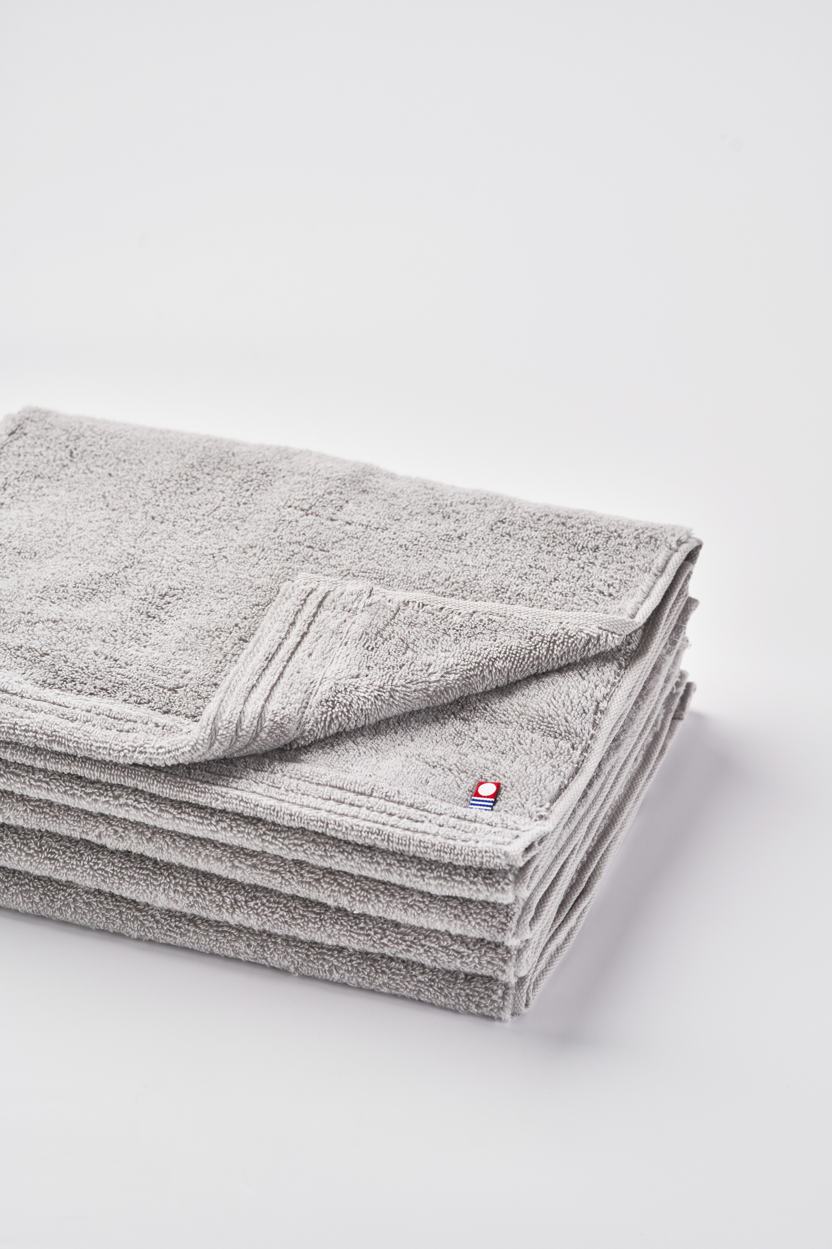 TIORA unwet towel - Regular（ライトグレー）