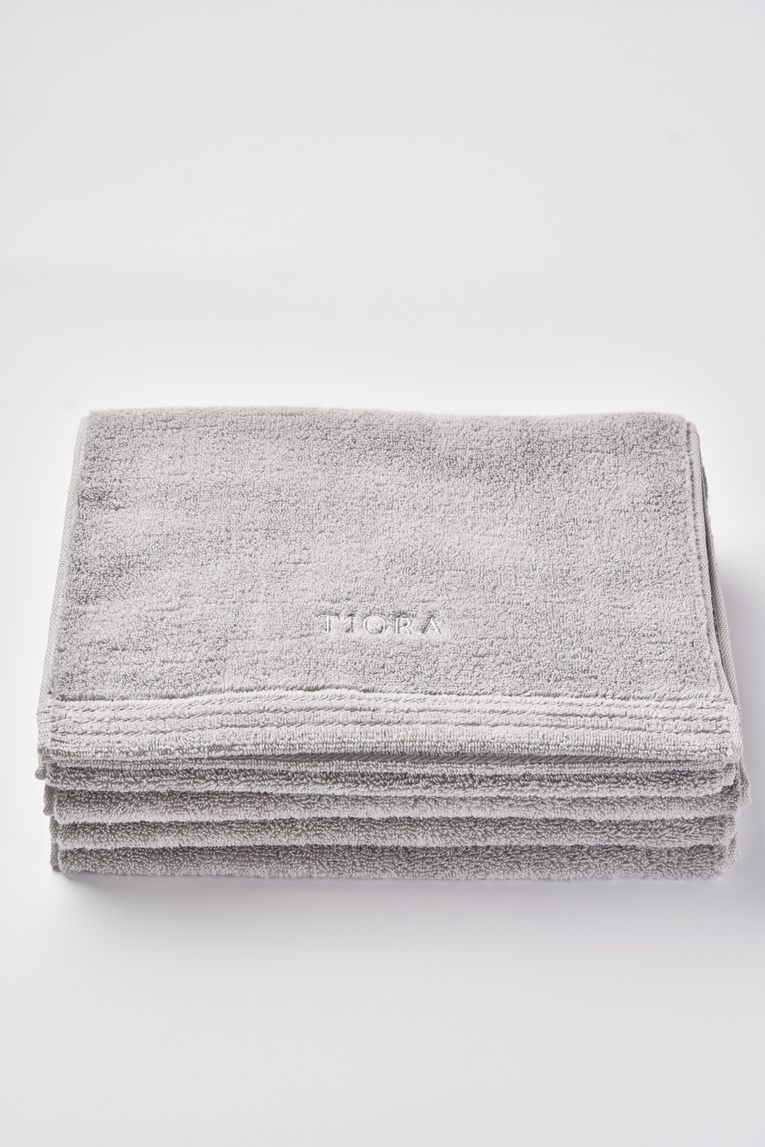 TIORA unwet towel - Regular（ライトグレー）