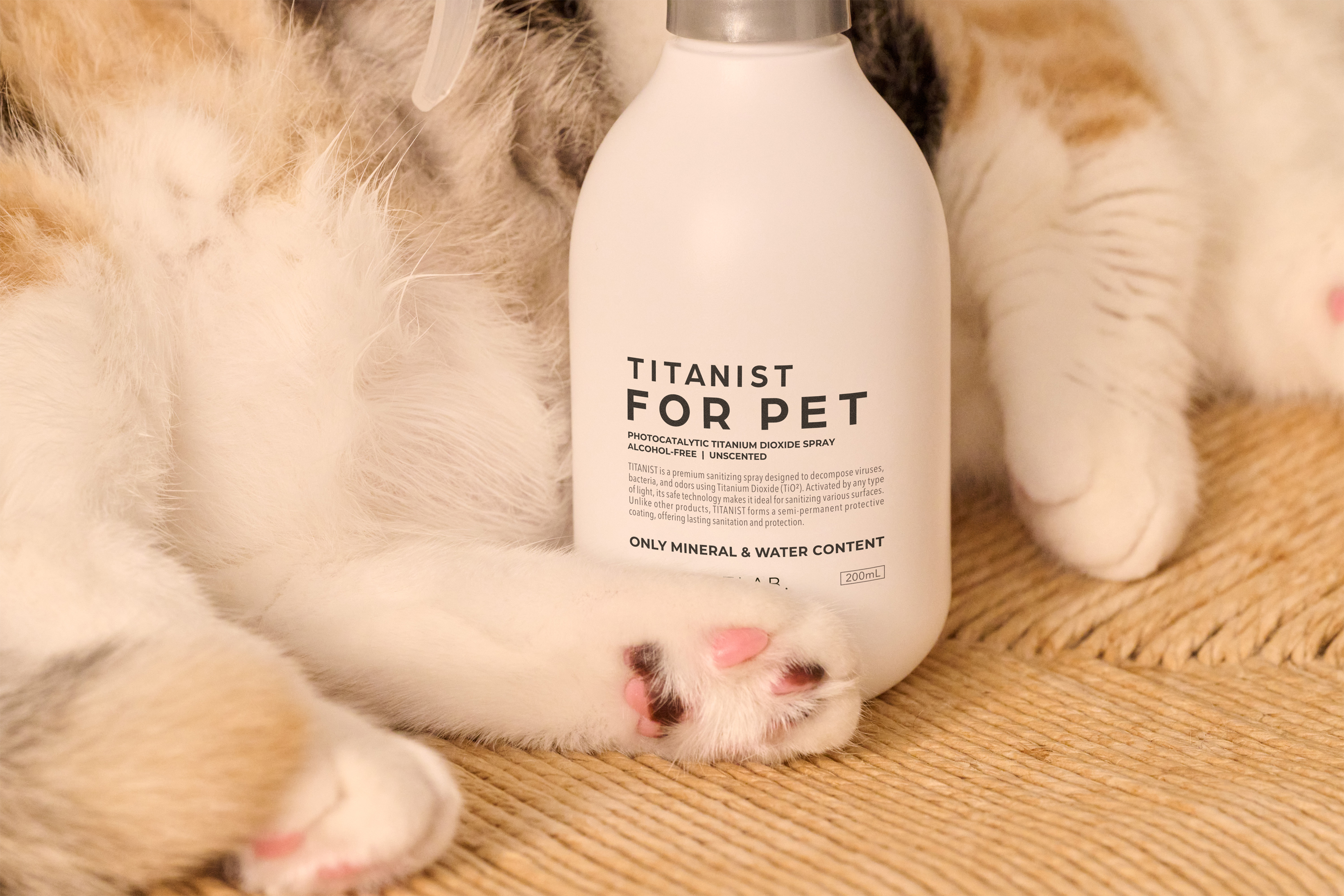 TITANIST FOR PET IMAGE