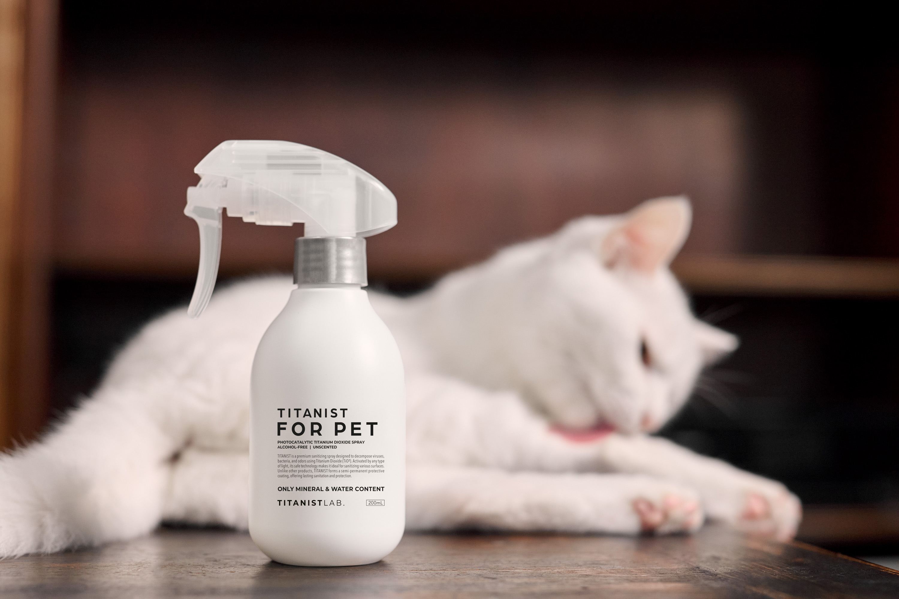TITANIST FOR PET IMAGE