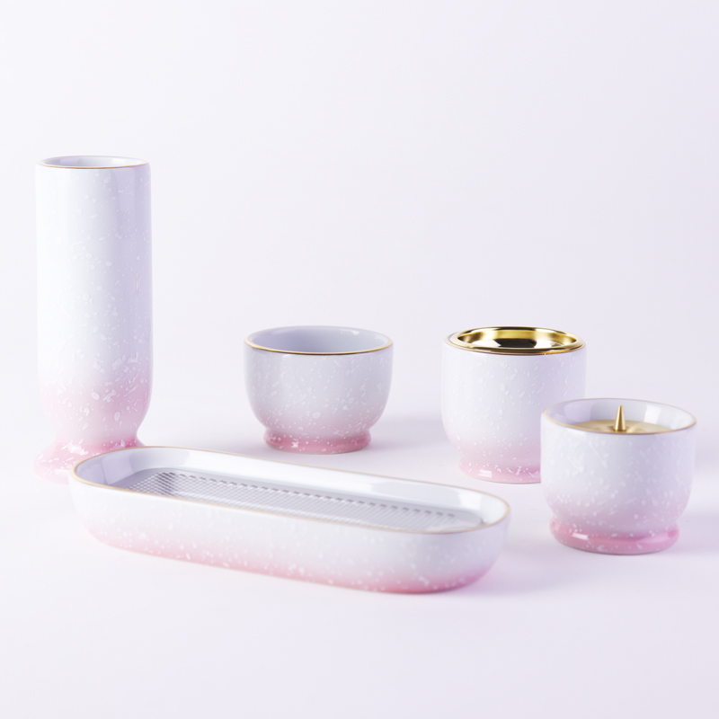 光綺III 五具足 有田焼き【ホワイト / ピンク】