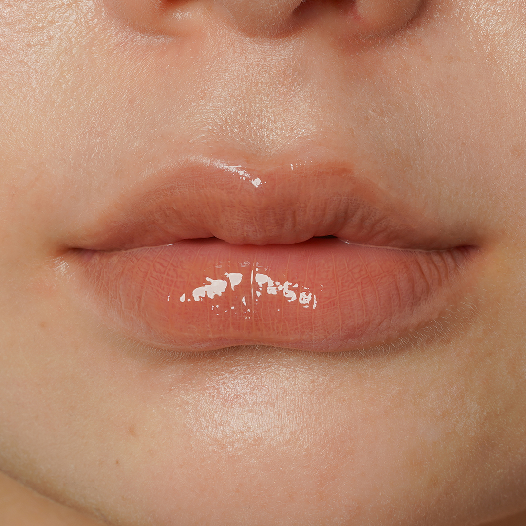 uneven nudie lip set