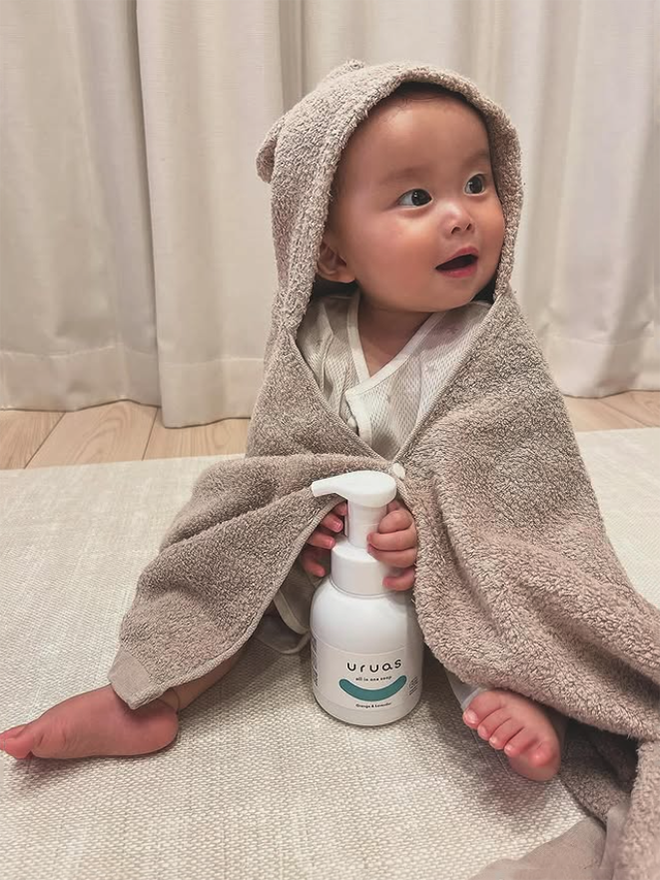 フード付きタオルと泡ソープ