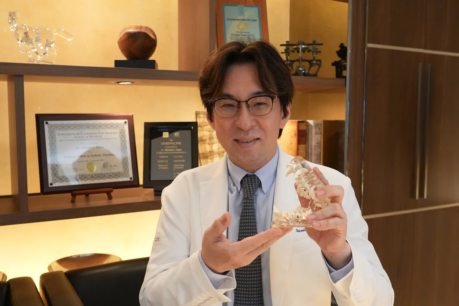 高井基普先生