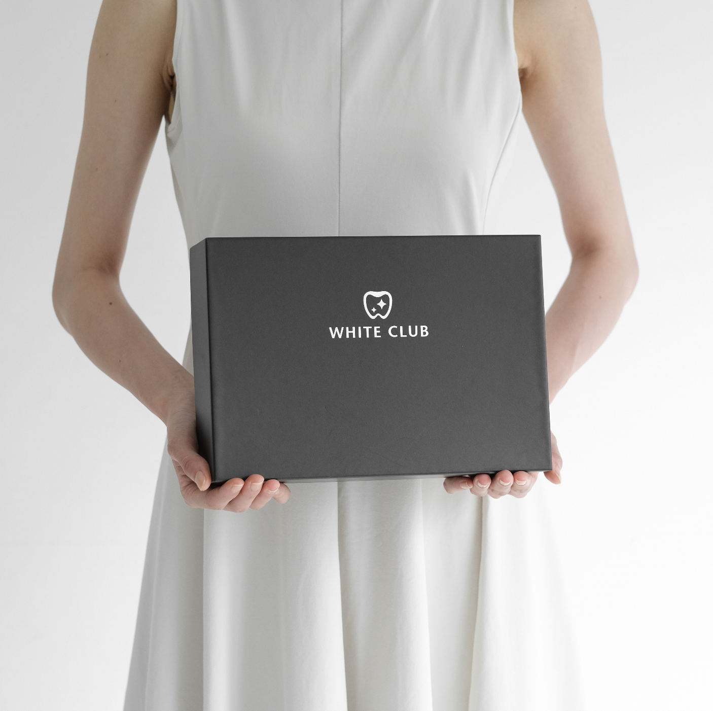 ホームホワイトニングLED照射機（累計55,000台突破）