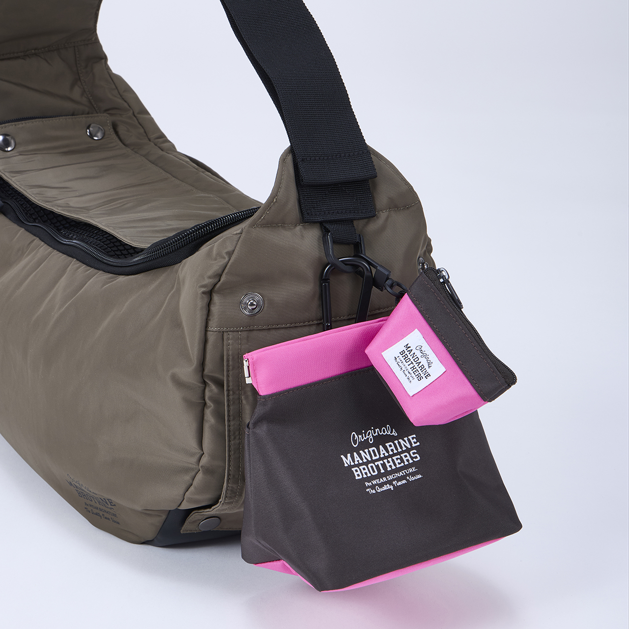 ミニポーチ カラー: BLACK（ブラック）