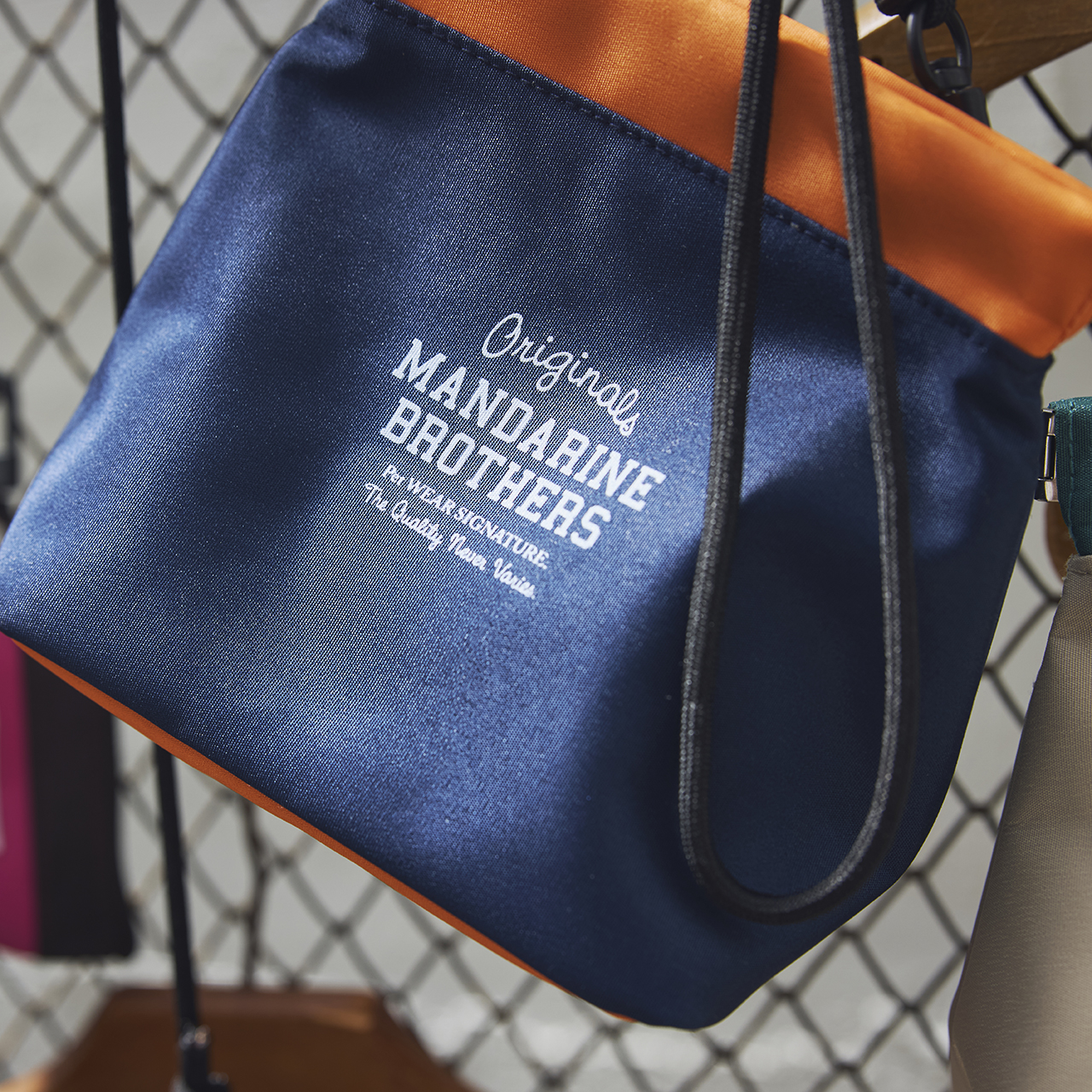 マナーポーチ カラー: BLACK（ブラック）