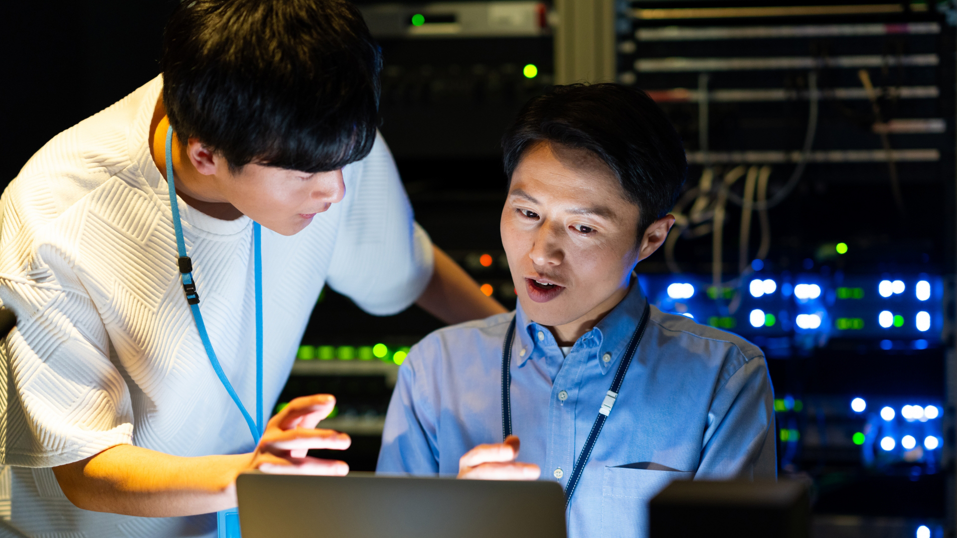 BCP対策にUPSが効く！<br />停電でも止まらない！<br />UPSがビジネスを守る3つの理由