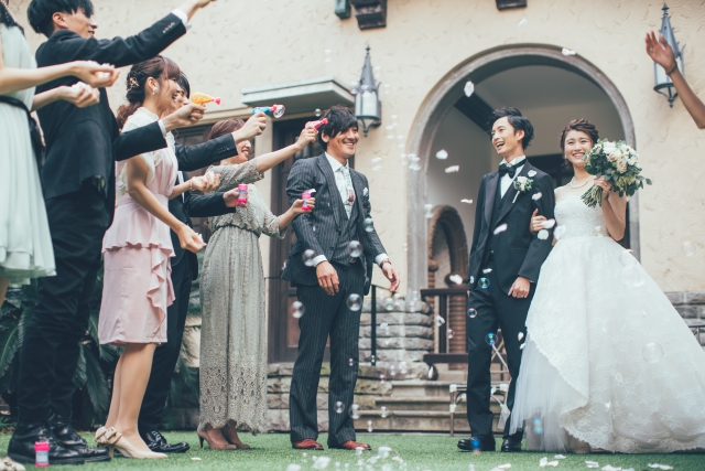 さまざまな結婚式の形を表すイメージ(仮画像)