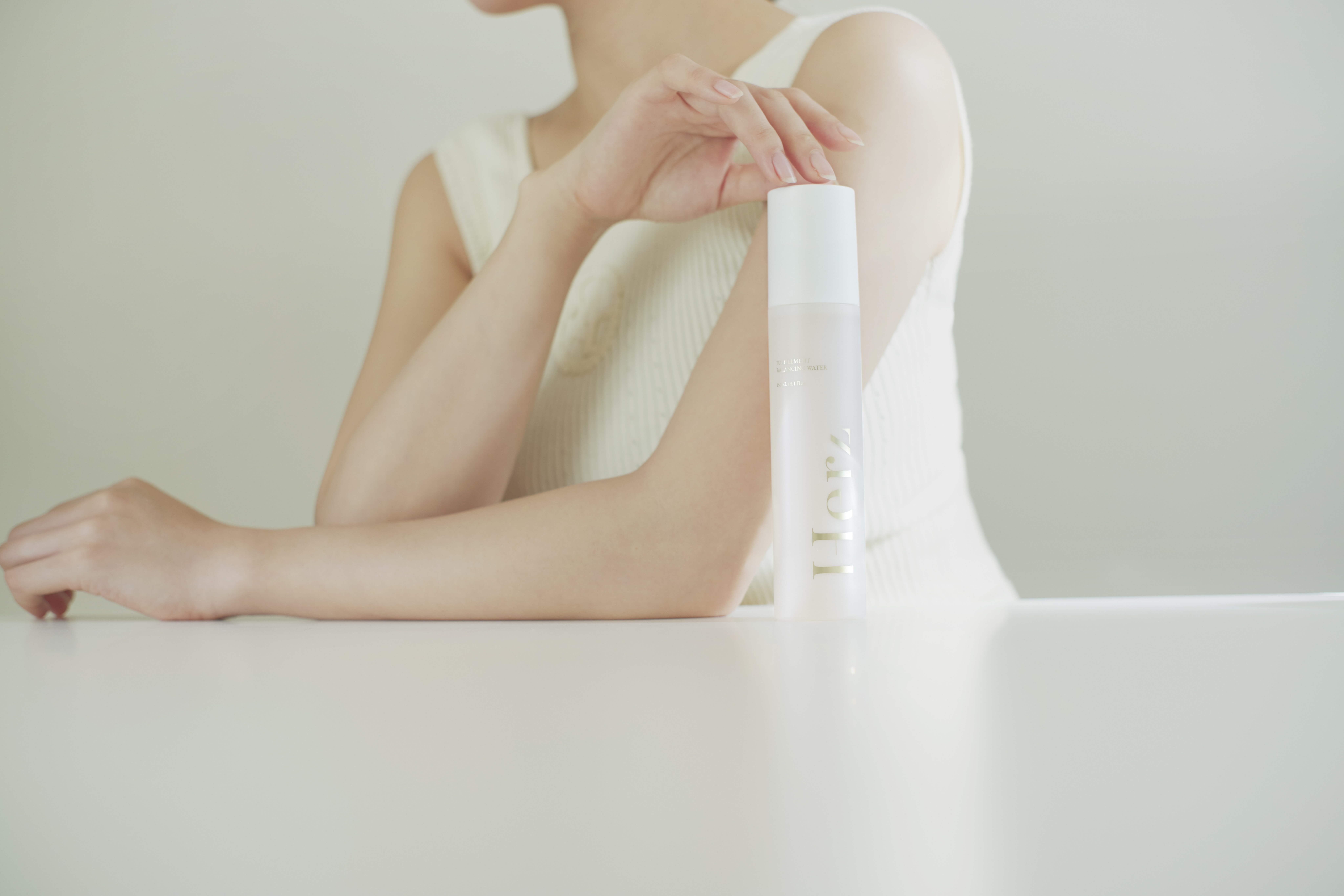 春の新商品第一弾としてフルボ酸配合全身用美容水を新発売!