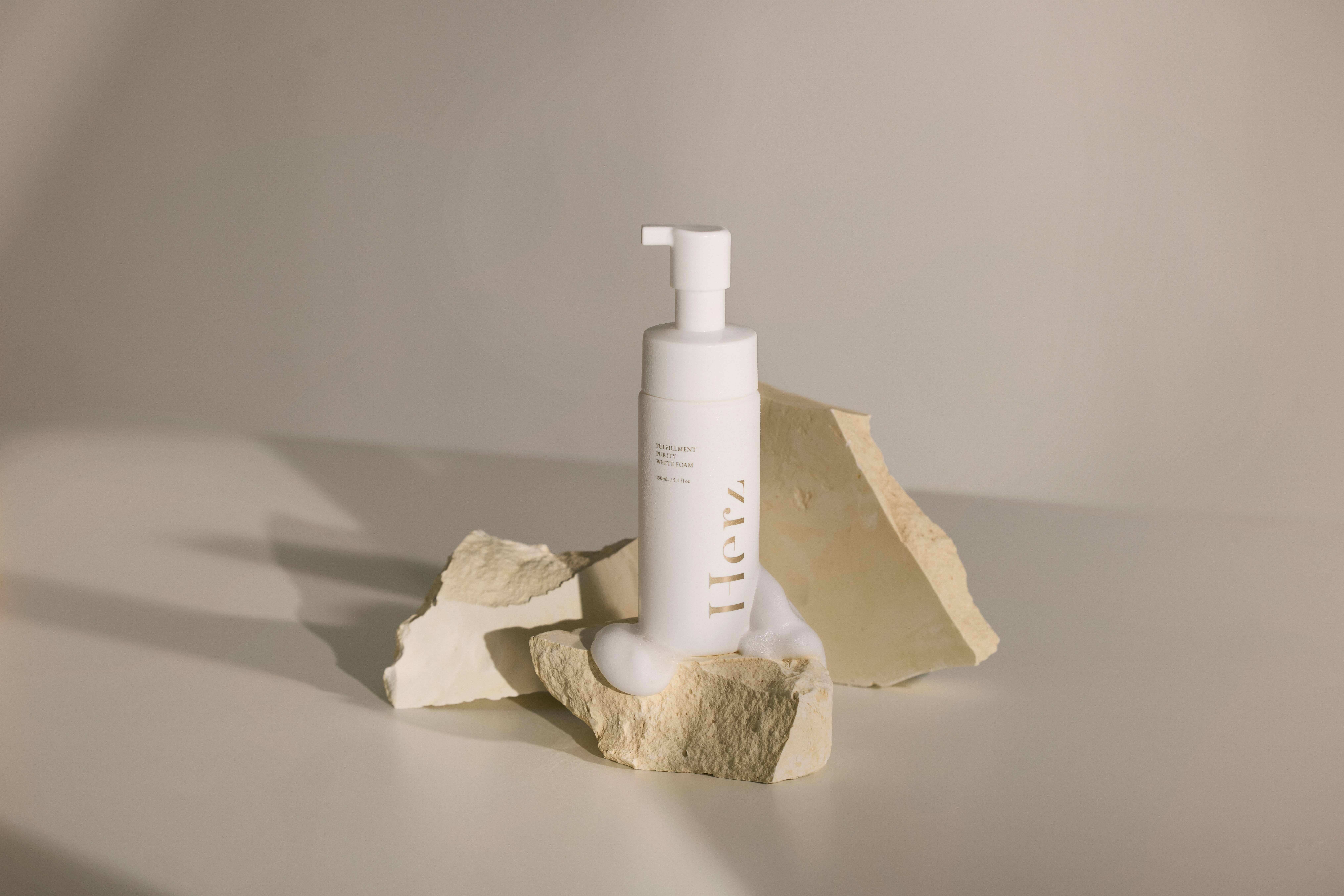 フルボ酸配合の“泡トーニング”洗顔料を新発売！