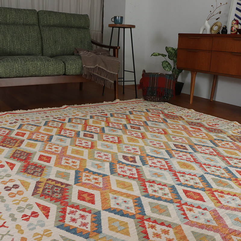 トルコ製トライバル調ジャガードラグRD サイズ: 120×180cm