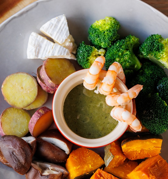 バーニャカウダ風簡単ケールマヨディップ